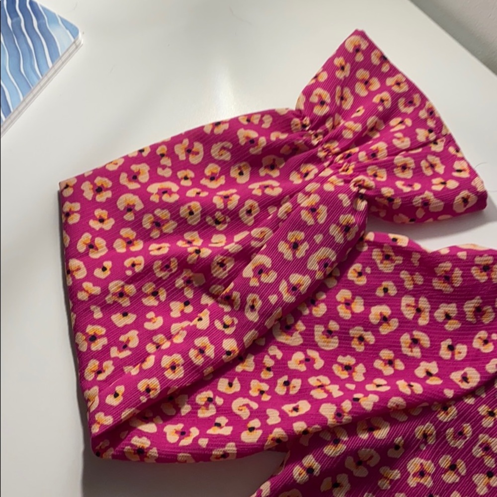 patterned top - Picture 3 of 4